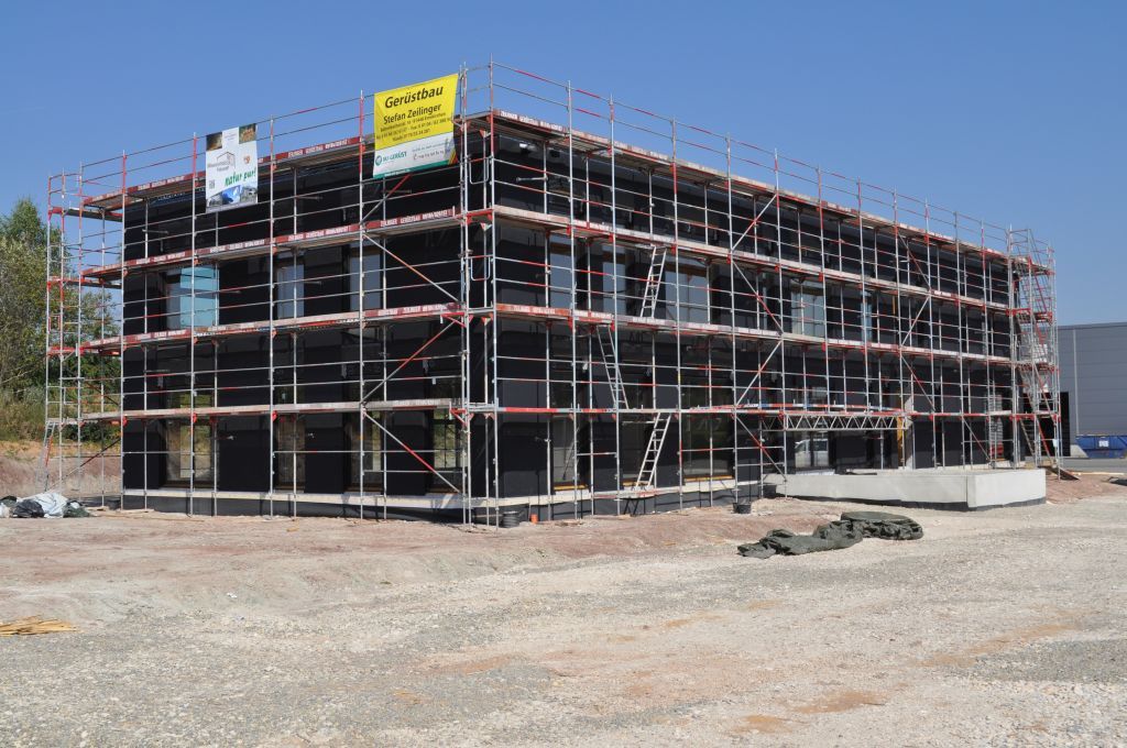 Verwaltungsgebäude in Emskirchen von Schubert + Kühn