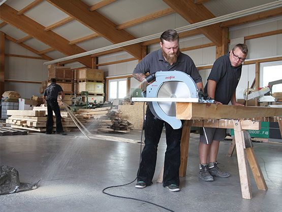 Handkreissäge Mitarbeiter Schubert + Kühn