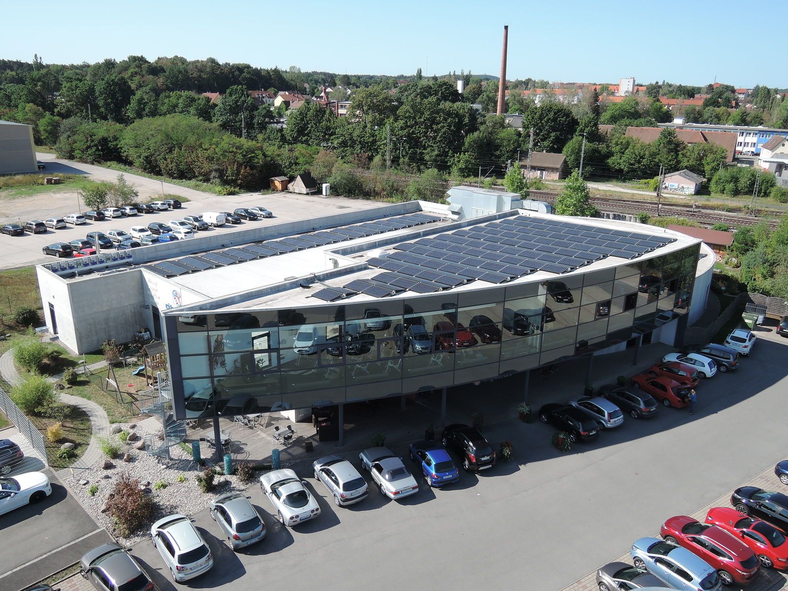 Photovoltaikanlagen überwachen und online steuern