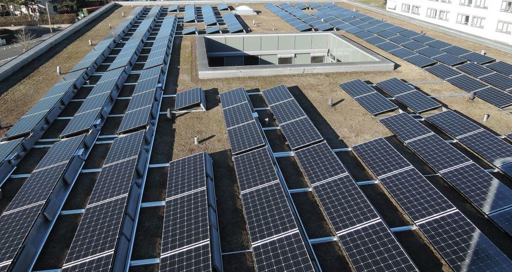 Photovoltaikanlage Würzburg Uniklinikum von Schubert + Kühn